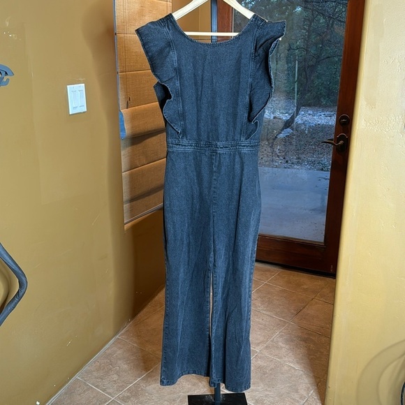 Ruffled Jumpsuit Wide Leg Washed Black Denim Size Small - Picture 1 of 7